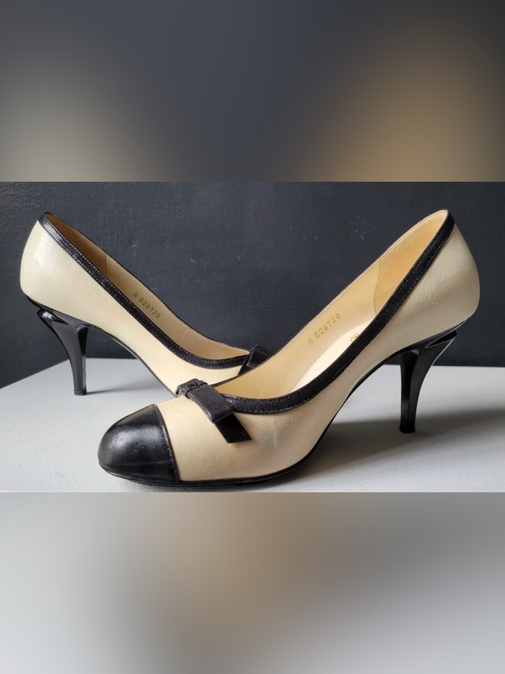 Chanel Two-Tone Cream and Black Leather Pumps EU 37 US 6.5 Realistically